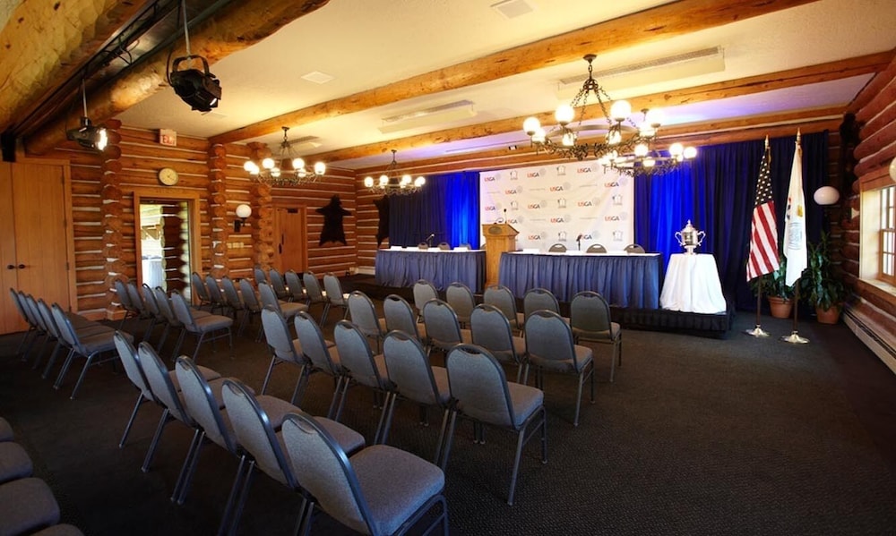 Inn On Woodlake - photo 45