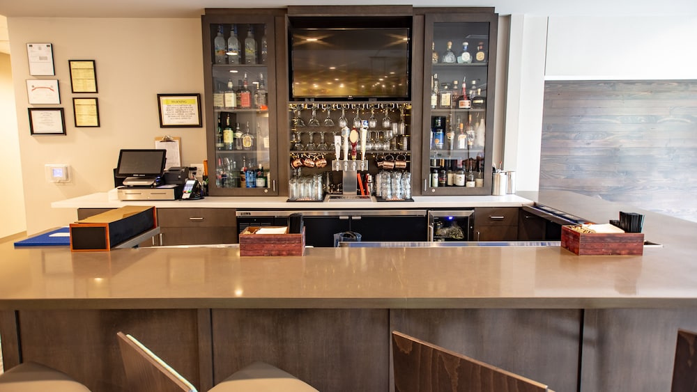 Holiday Inn Knoxville N Merchant Drive by IHG - photo 23