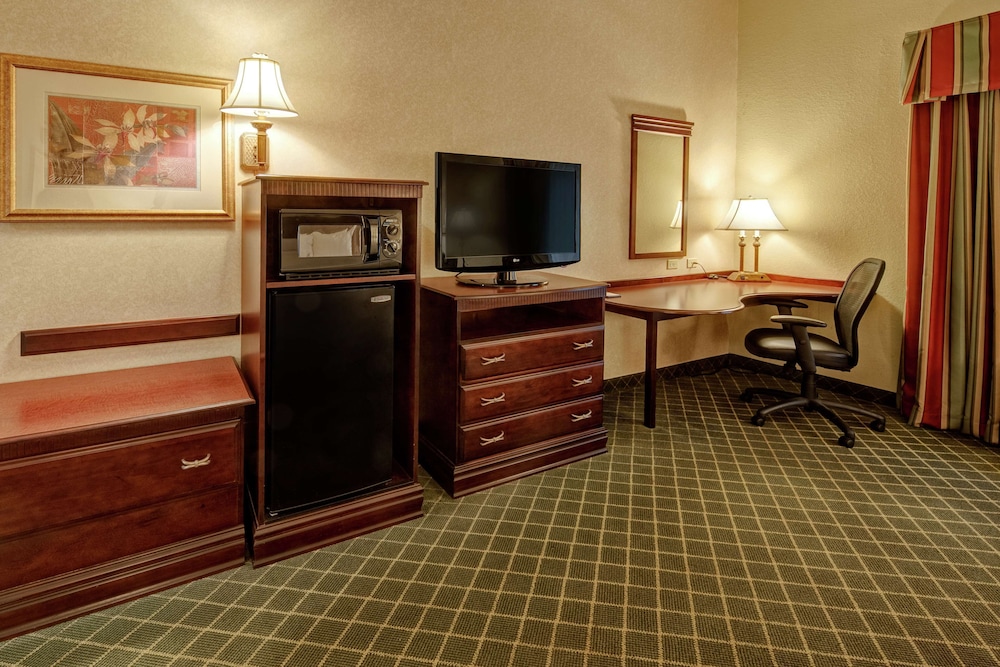 Hampton Inn Cambridge - photo 16
