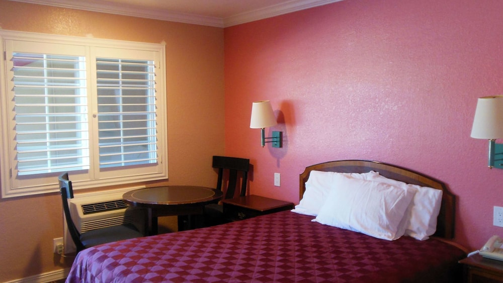 Sealamp Inn - photo 5