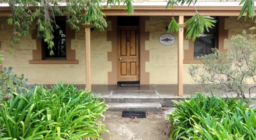 Walnut Cottage — 4-Star Luxury Hotel in Angaston, Australia