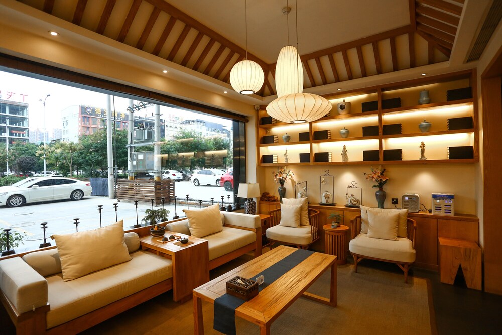Qianna Chengji Hotel — hotel in Yuncheng