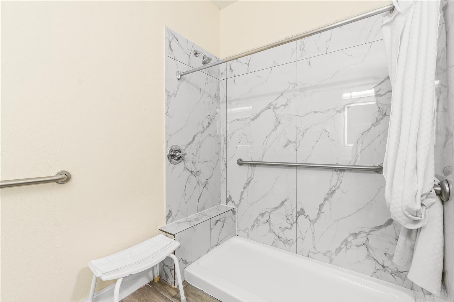 Americas Best Value Inn & Suites Livingston - photo 26