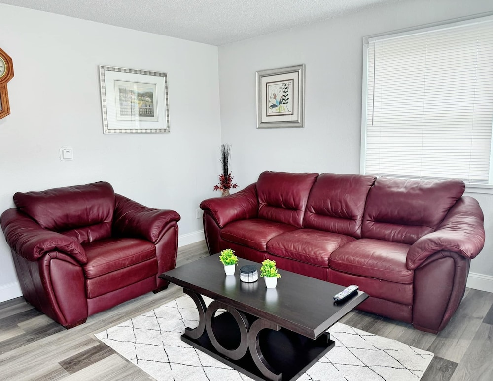 Midtown Oasis - last minute hotel in Anchorage