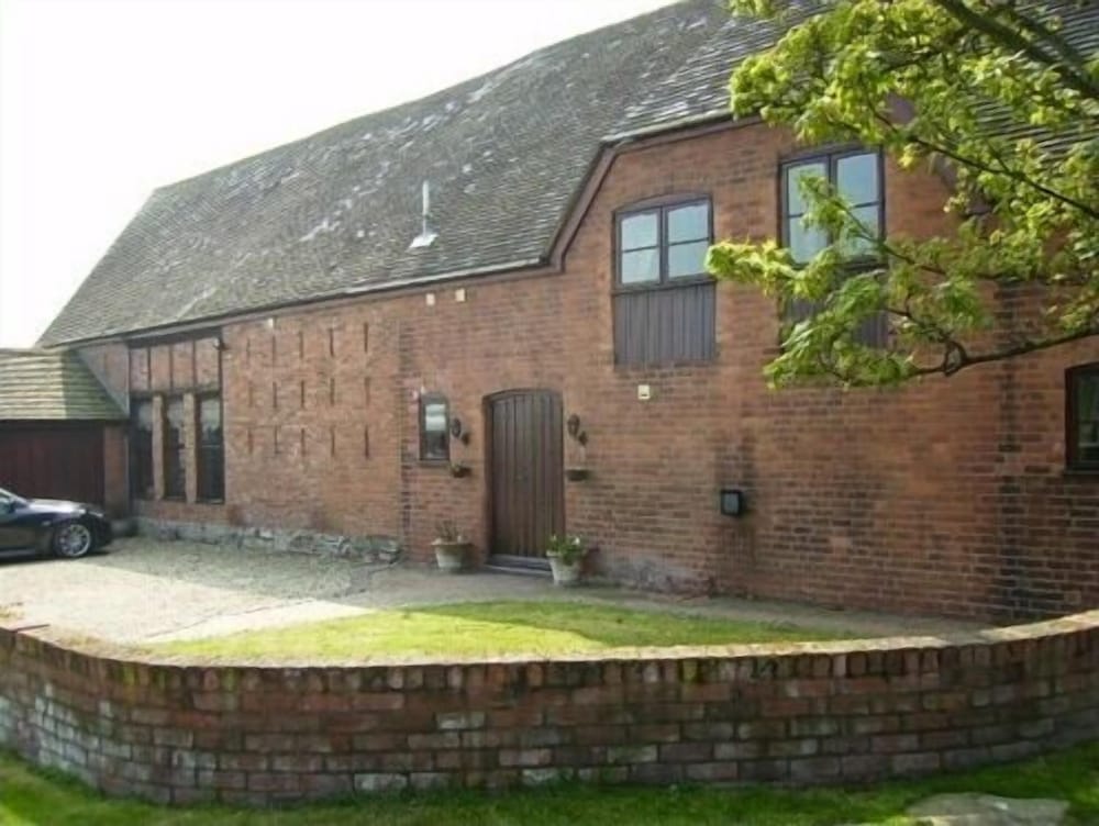 Bluebell Farm — 4-Star Luxury Hotel in Worcester, United Kingdom