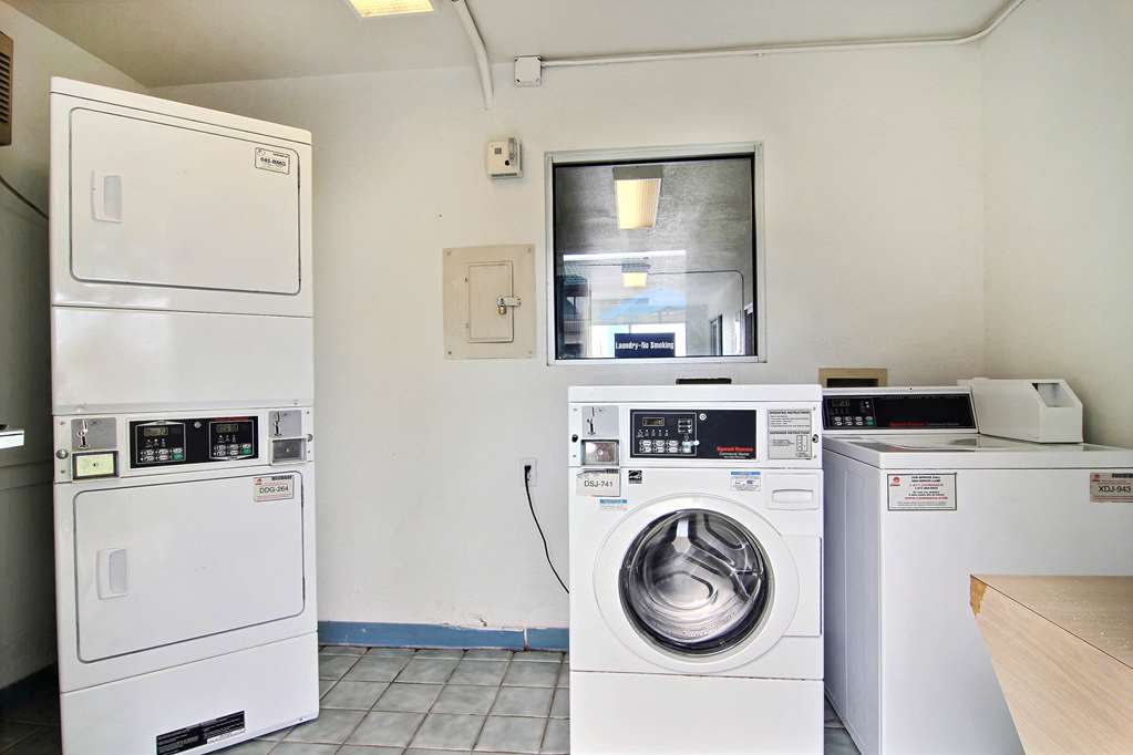Motel 6 Fort Stockton TX - photo 16