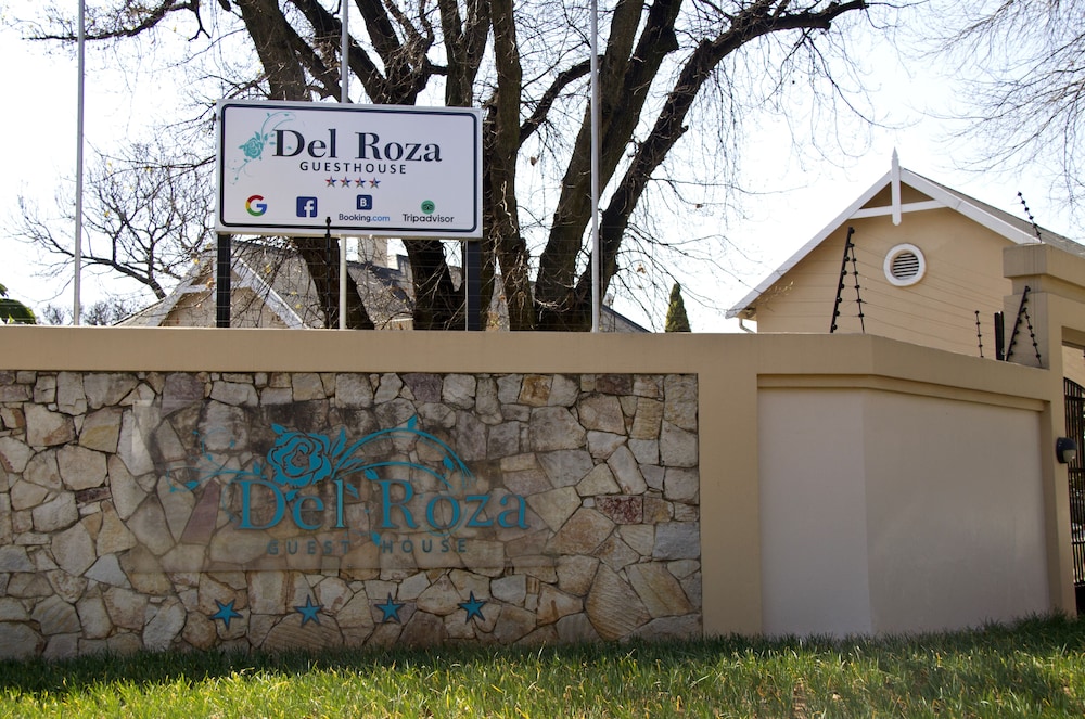 Del Roza Guest House — 4-Star Luxury Hotel in Middelburg, South Africa