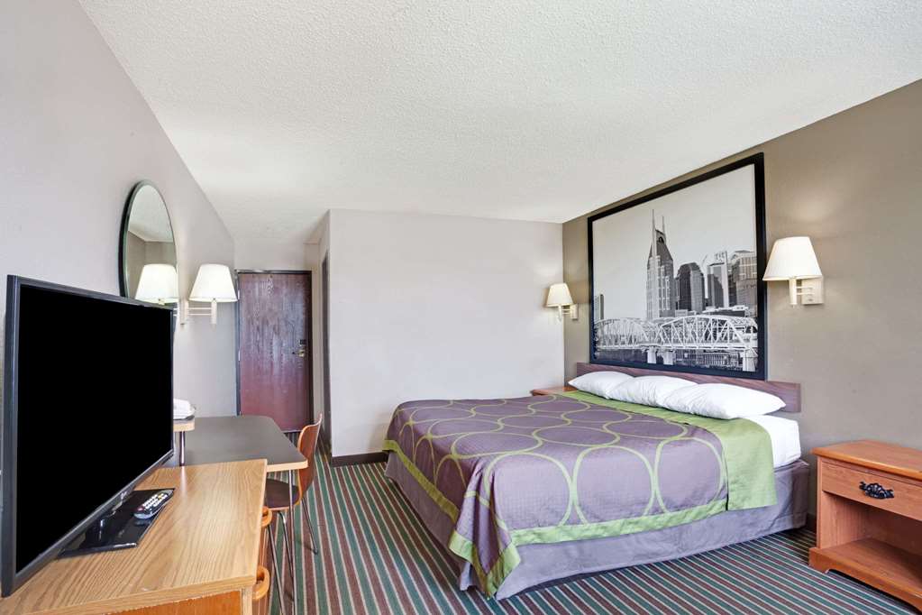 Super 8 by Wyndham Nashville Dntn Opryland Area - photo 6
