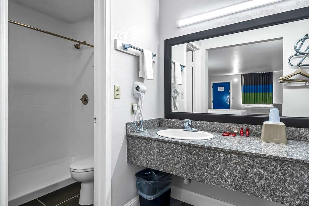 SureStay Hotel by Best Western Oklahoma City West - photo 21