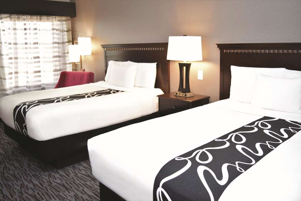 La Quinta Inn & Suites by Wyndham Abilene Mall - photo 13