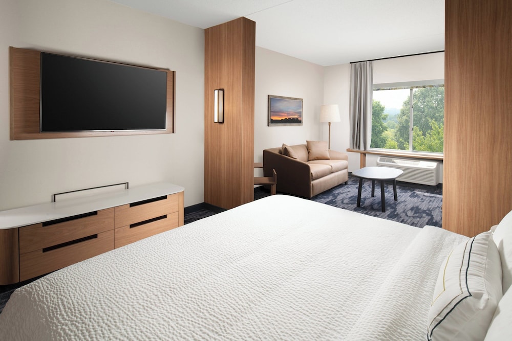Fairfield Inn & Suites Athens Marriott - photo 13