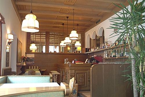 Hotel Krone — Baselga Di Pine