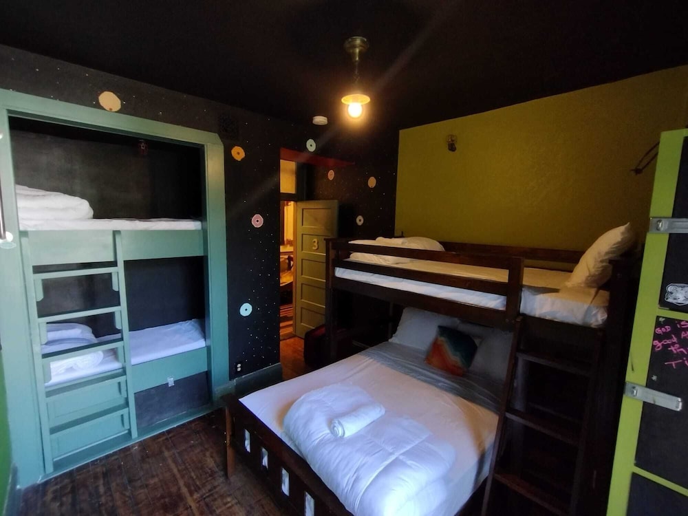 Michie Hostel - photo 23