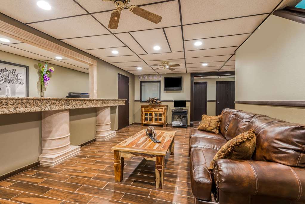 Super 8 by Wyndham Kimball - photo 2