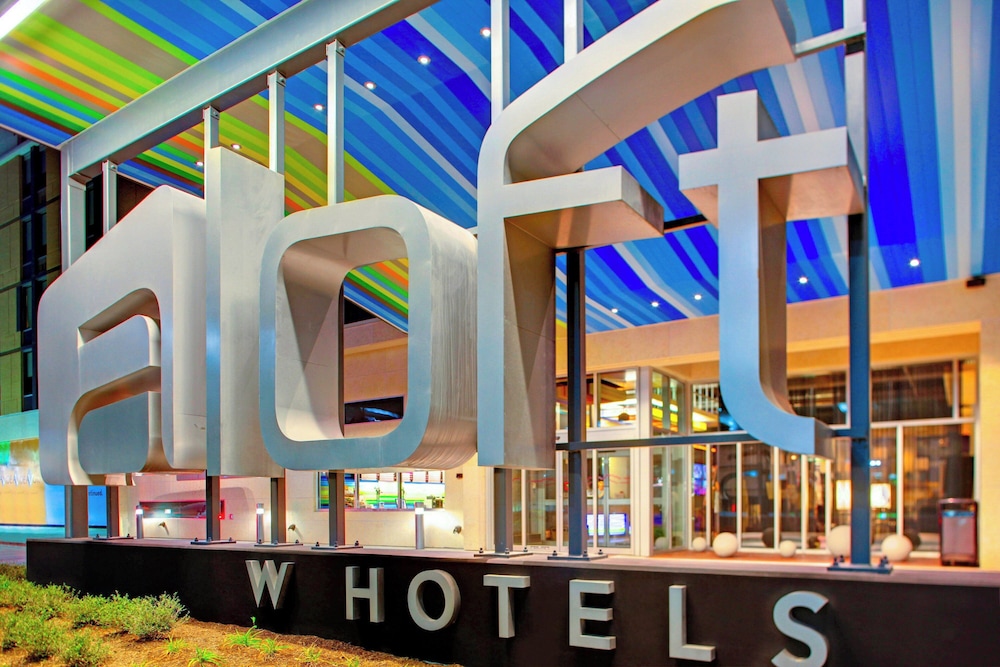 Aloft Austin at The Domain - photo 60