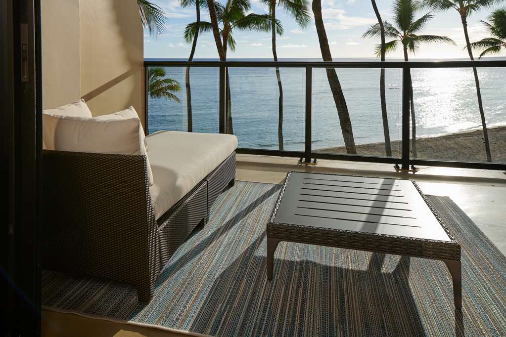 Outrigger Waikiki Beach Resort - photo 81