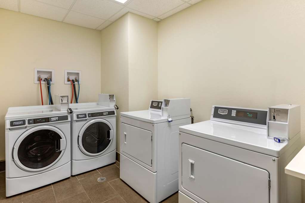 MainStay Suites Near Denver Downtown - photo 28
