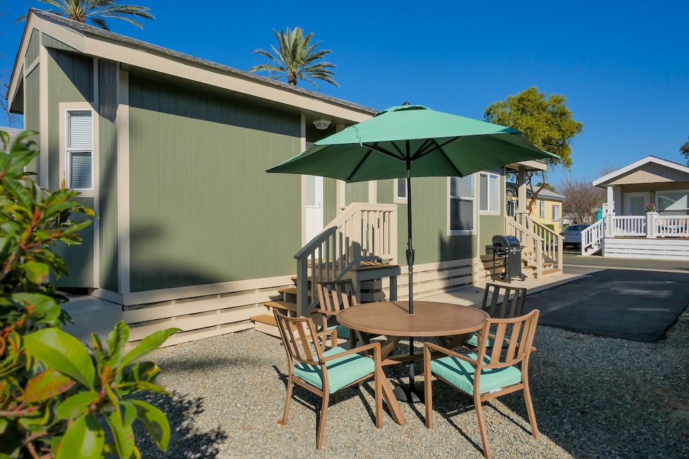 The Cottages at Golden Village Palms RV Resort - photo 12