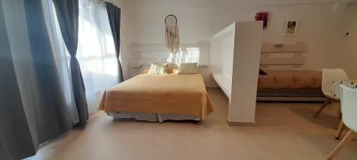 Amplio Estudio de lujo con balcon y parrilla — 4-Star Luxury Hotel in Puerto Madryn, Argentina