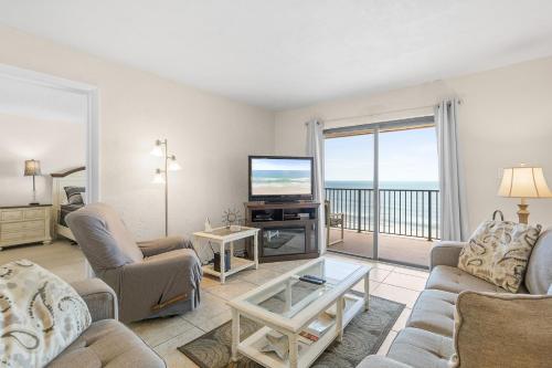 515 2 2 Top Floor Oceanfront — 4-Star Luxury Hotel in New Smyrna Beach, United States