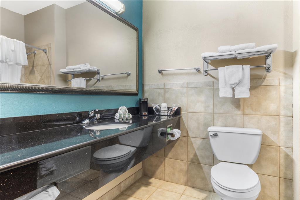 Best Western Mineola Inn - photo 16