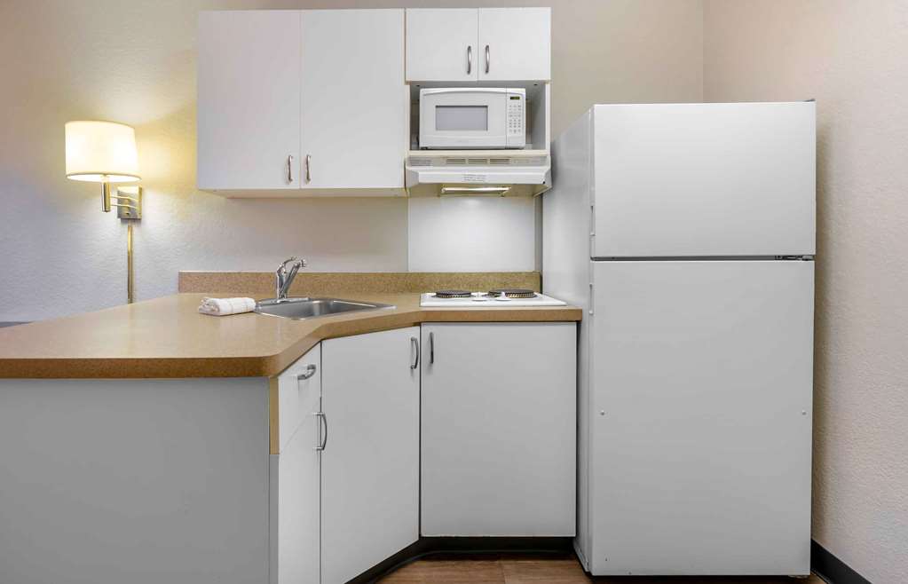 Extended Stay America Select Suites Roanoke Airport - photo 20