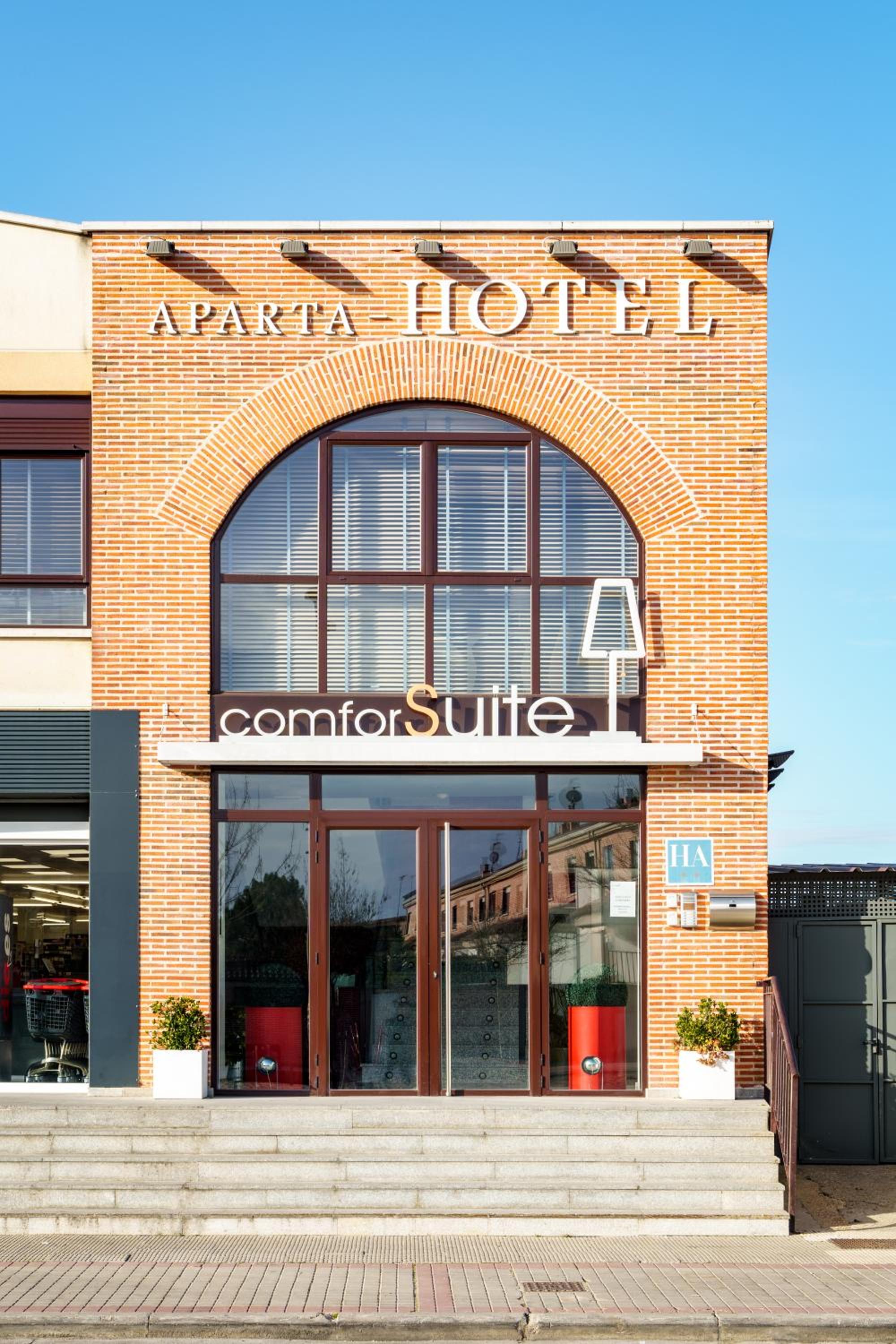 Comforsuite - carbon neutral hotel in Boecillo