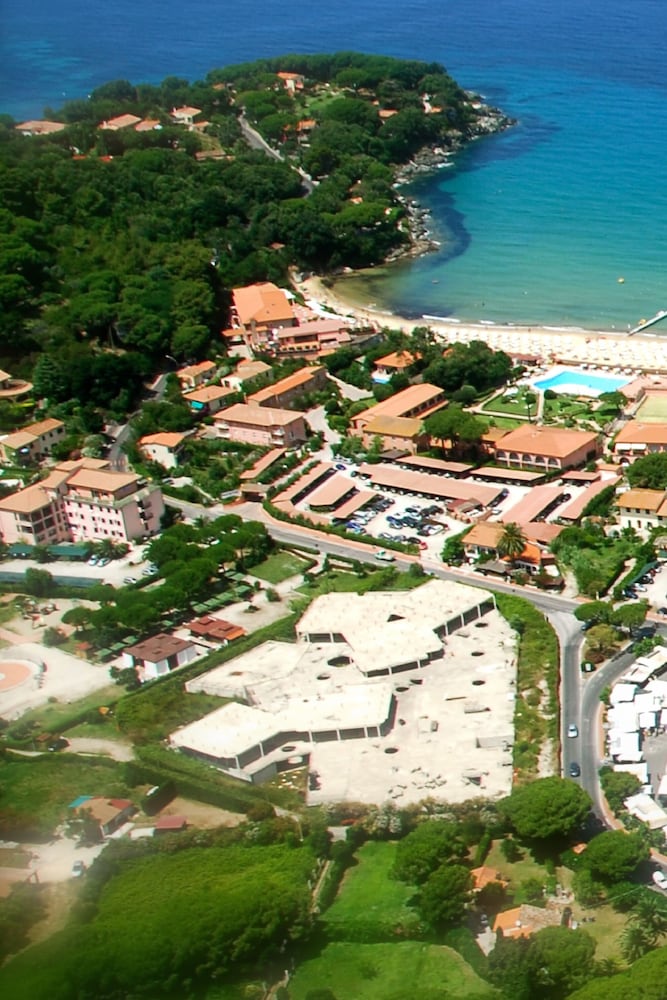 Hotel Delfino — hotel in Marciana