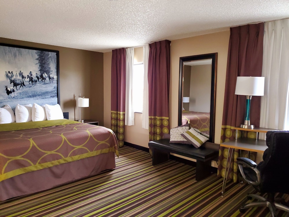Super 8 by Wyndham Bozeman - photo 9