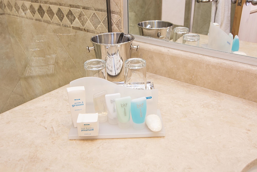 Bathroom amenities