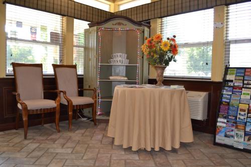 Sebastopol Inn - photo 26