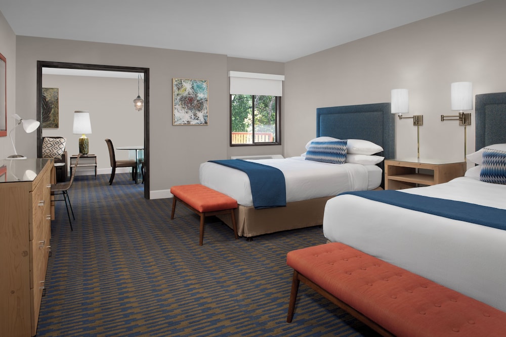 Ashland Hills Hotel & Suites - photo 30
