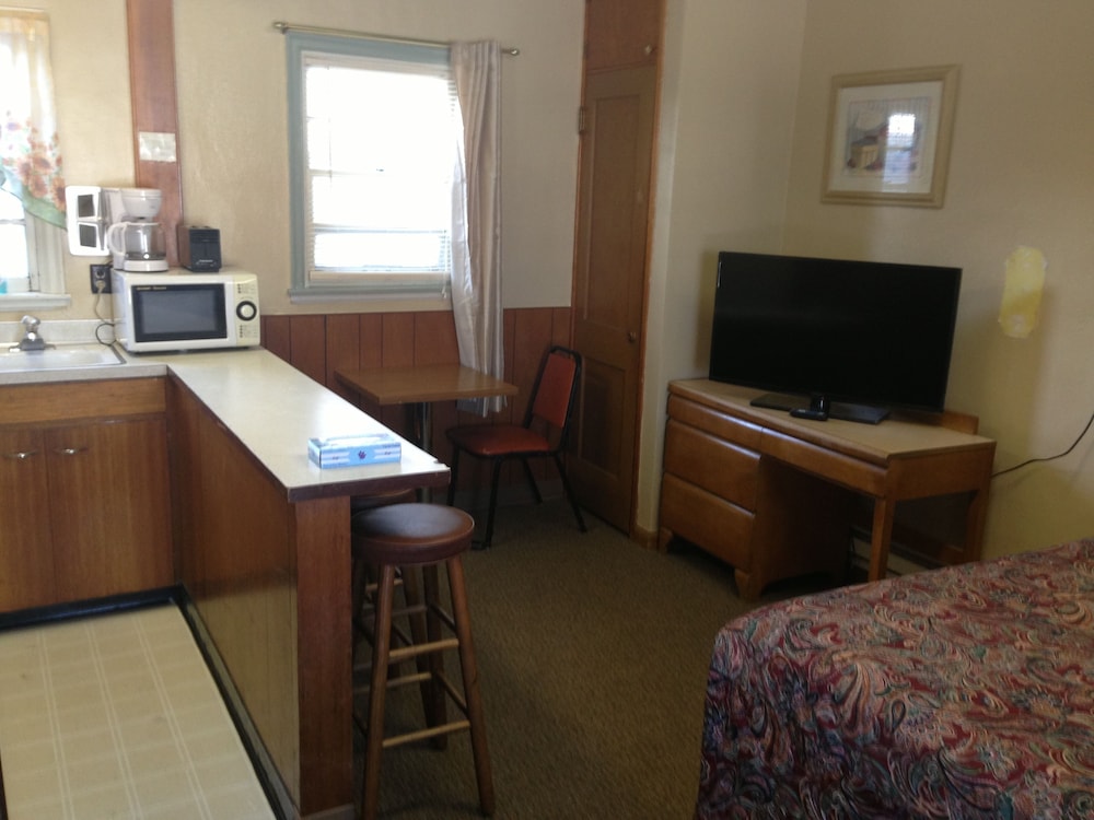 Jamestown Motel - photo 29