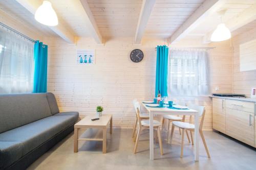 Domki Letniskowe OSKAR in Pobierowo, Poland