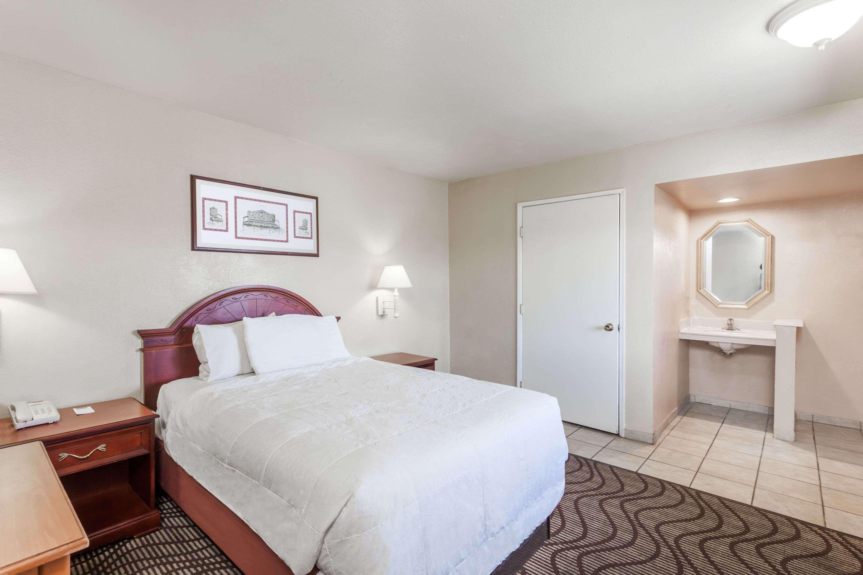 Tri City Inn - photo 13