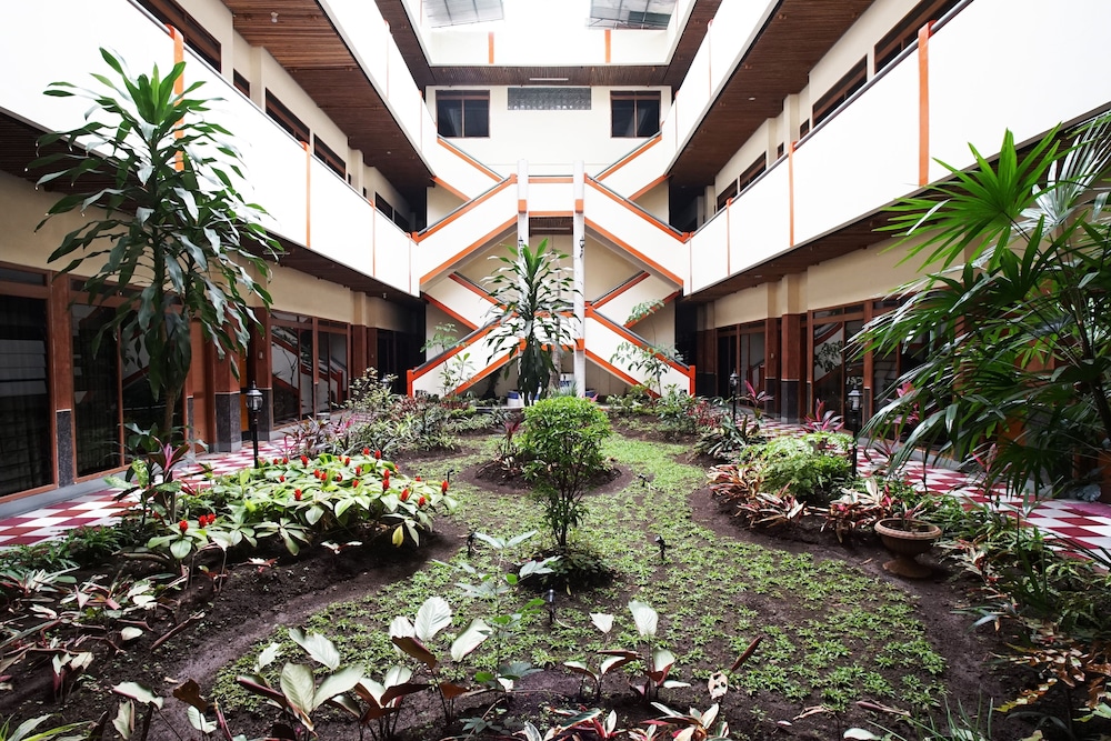 Hotel Bandung Permai