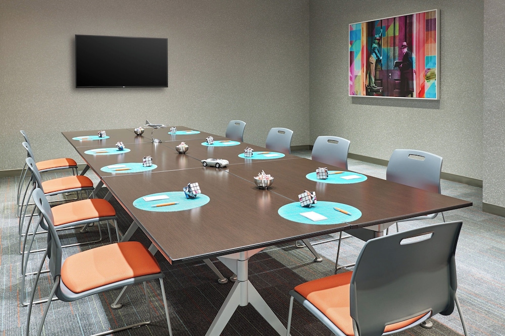 Aloft Louisville Downtown - photo 49