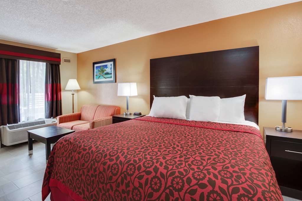 Days Inn by Wyndham Sarasota Bay - photo 16