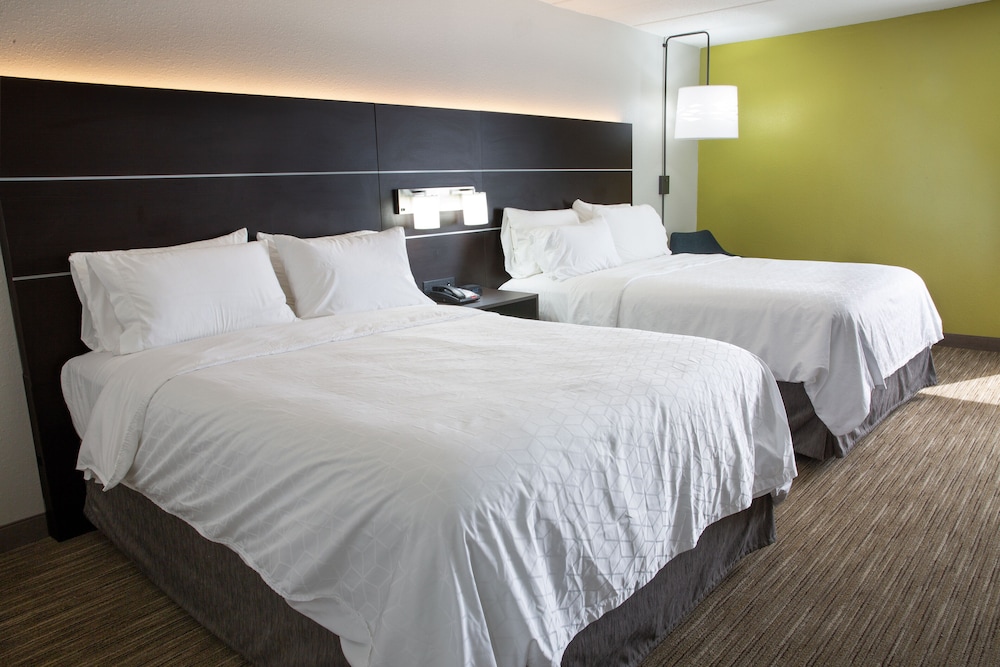 Holiday Inn Express & Suites Dayton Huber Heights by IHG - photo 7