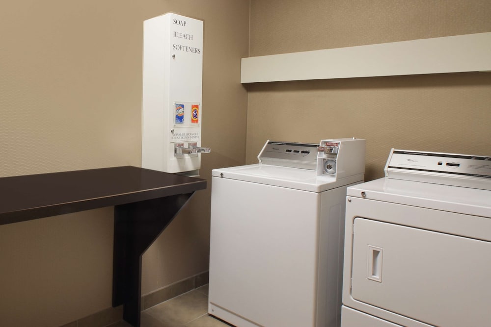 Hampton Inn & Suites Port St. Lucie West - photo 18