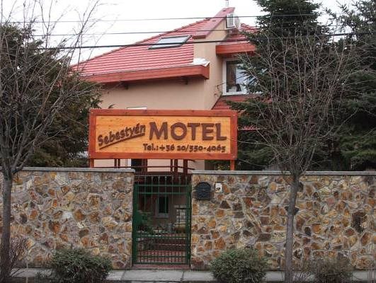 Sebestyén Motel Apartmanház — hotel in Hatvan