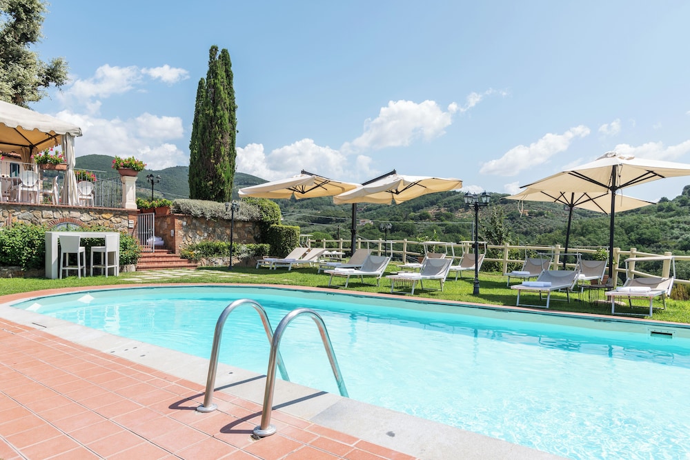 Collina Toscana Resort — 4-Star Luxury Hotel in Monsummano Terme, Italy
