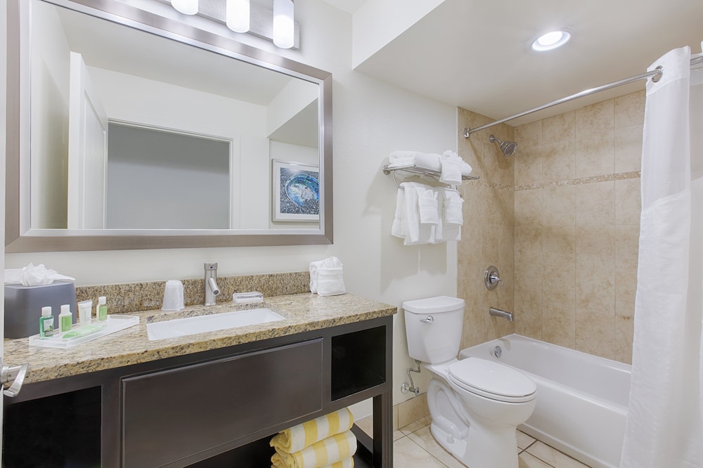 Holiday Inn Resort Daytona Beach Oceanfront by IHG - photo 16
