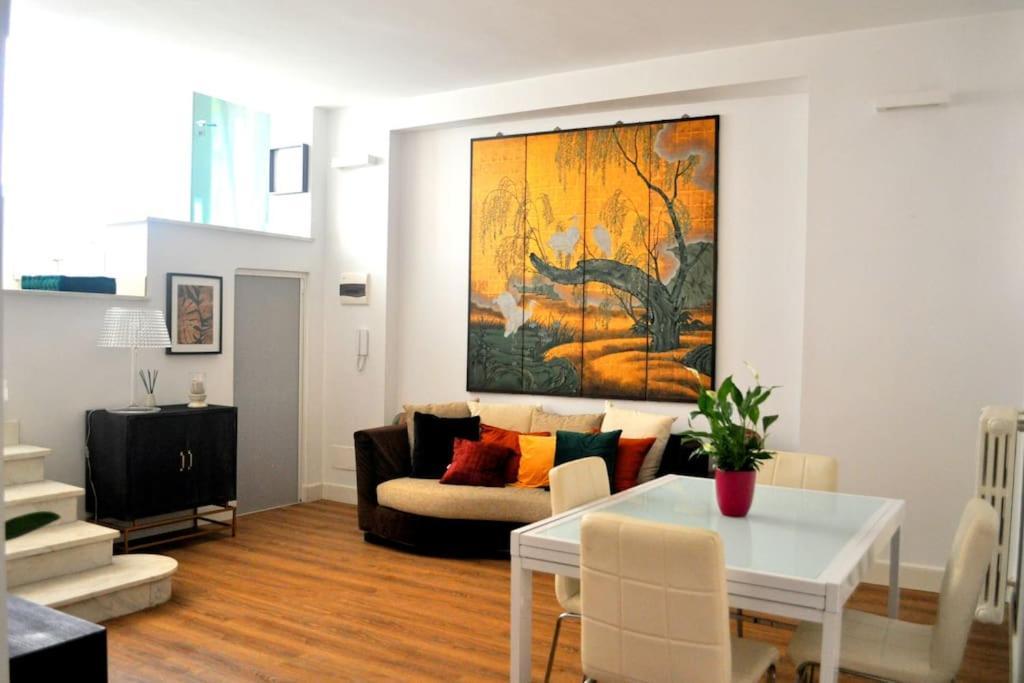 Casa Con Giardinetto Al Centro di Roma — 4-Star Luxury Hotel in Rome, Italy