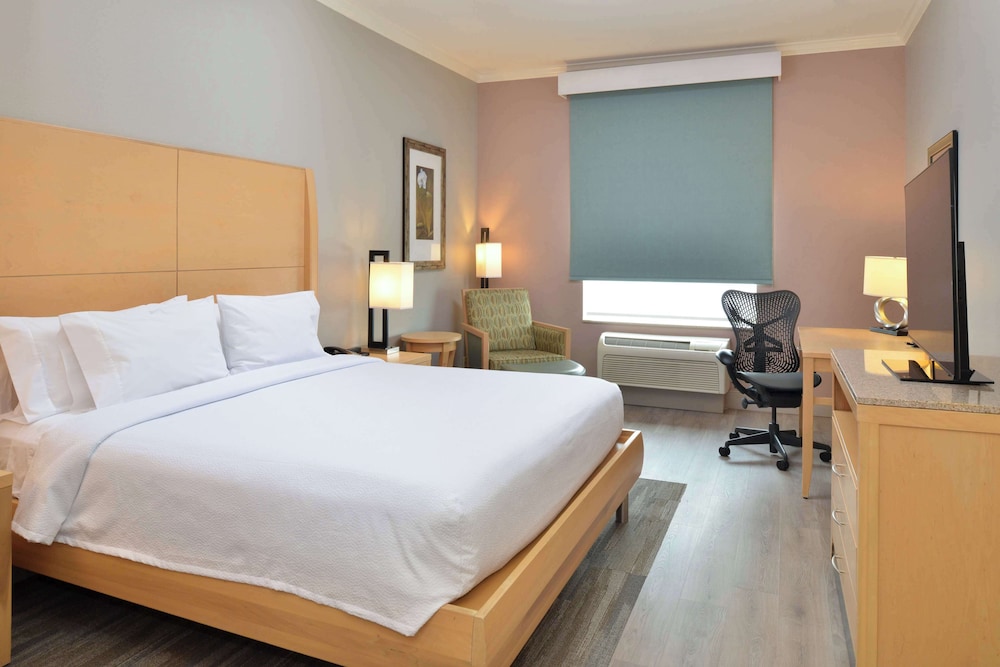 Hilton Garden Inn Denton - photo 8