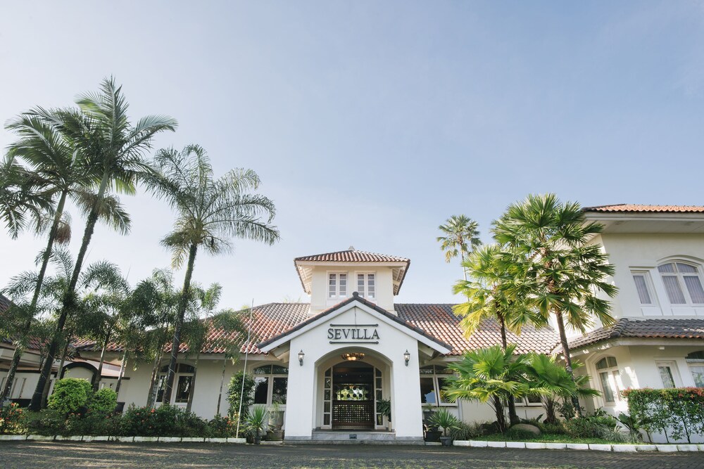 Sevilla Resort Magelang — Mungkid