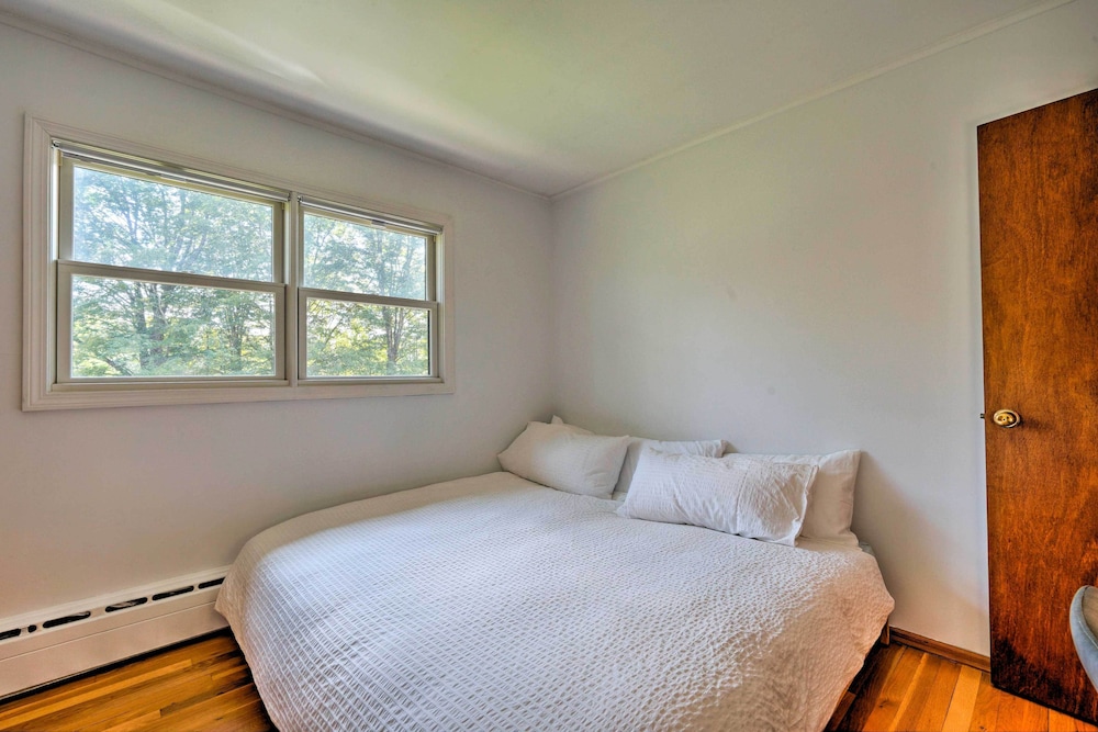 Nostalgic Vermont Escape in Manchester Center - photo 4