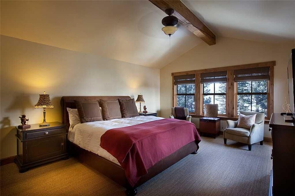 Elkstone Place 6 by Exceptional Stays - photo 4