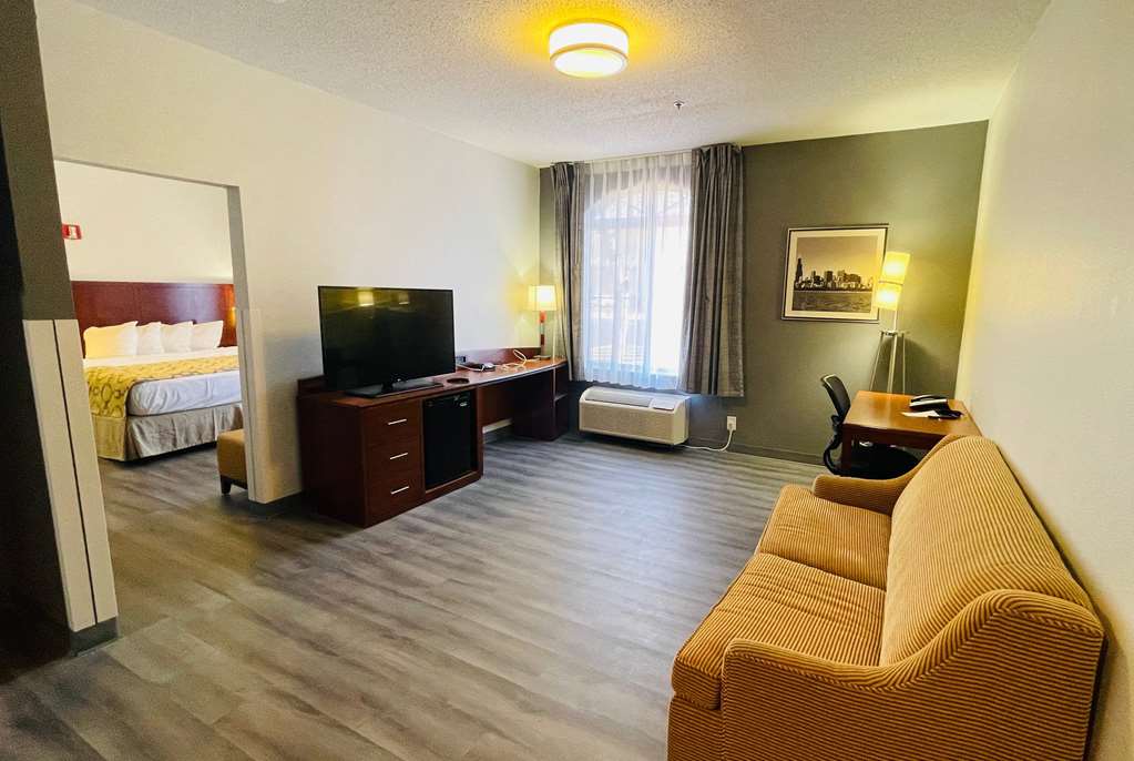 Baymont by Wyndham Chicago Calumet City - photo 40