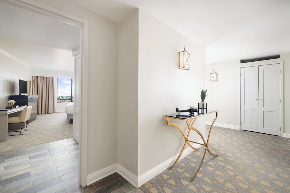 The Riverfront Hotel New Orleans - photo 35